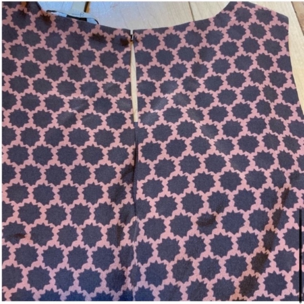 Joie Silk Grey & Pink Sunburst Sleeveless Dress size extra small - Picture 8 of 9